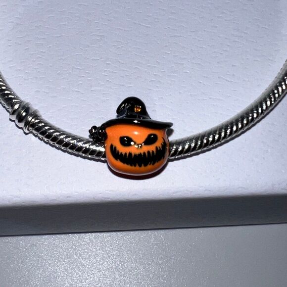 Jack-O'-Lantern Witch Pumpkin Pandora Compatible Charm - Picture 7 of 7